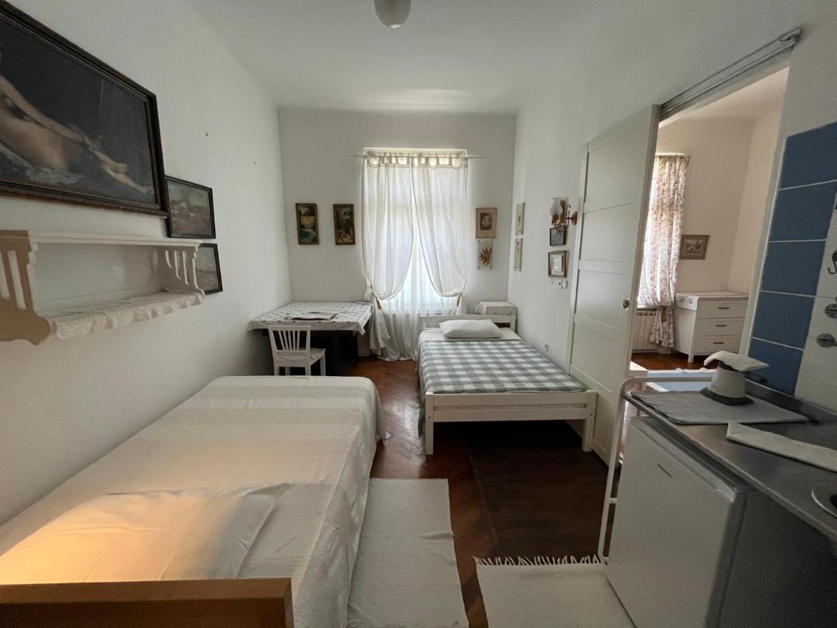 Guest House Ilicki Plac 자그레브 외부 사진