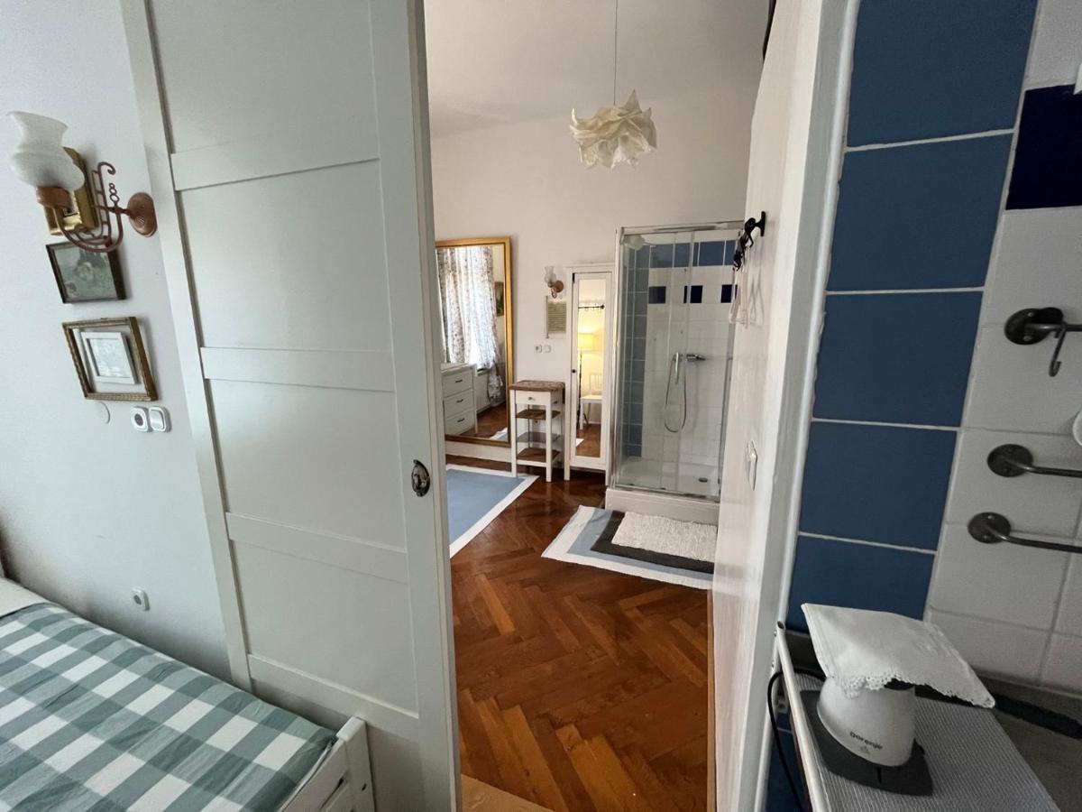 Guest House Ilicki Plac 자그레브 외부 사진