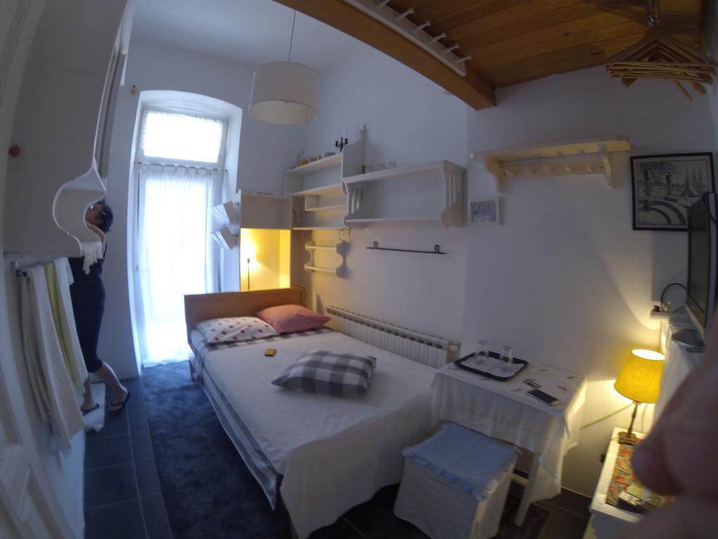 Guest House Ilicki Plac 자그레브 외부 사진